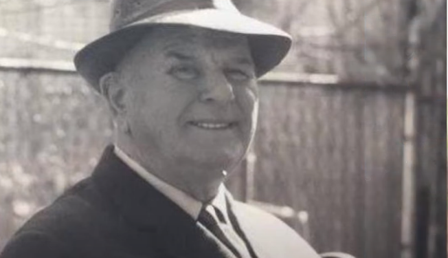 Njihuni me ish partizanin shekullor nga Libohova që drejton Shoqatën “Avni Rustemi” në Amerikë