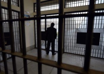 Qeveria hap burgjet, ja sa përfitojnë nga amnistia