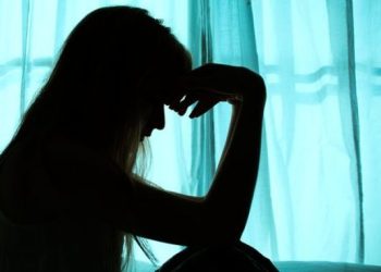 E rëndë në Sarandë/ Vajza e mitur denoncon nënën: Më detyron të kryej marrëdhënie për para