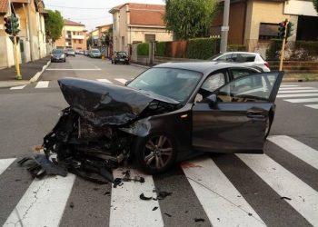 E trishtë/ Po kthehej në shtëpi pasi kishte parë ndeshjen, shqiptari humb jetën në aksident