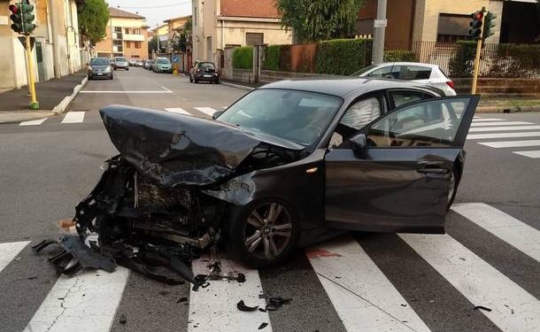 E trishtë/ Po kthehej në shtëpi pasi kishte parë ndeshjen, shqiptari humb jetën në aksident