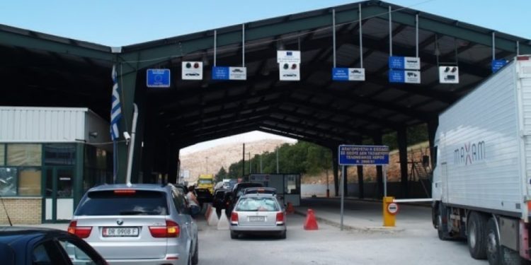 Ngriti traun në kufi me Greqinë, si e kaloi makinën me drogë shefi i policisë