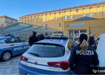 “Çmendet” shqiptari në Itali, tenton t’i vërë flakën prokurorisë së Monzës