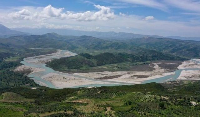 Banka Botërore miraton projektin, 80 milionë dollarë investim për mbetjet dhe kanalizimet e ujërave të zeza në 7 bashki të jugut