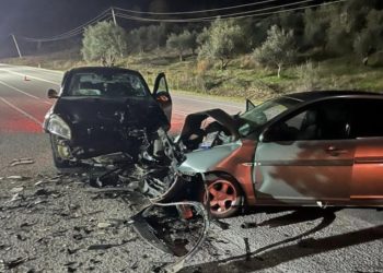 Pamje të frikshme nga aksidenti në Levan-Tepelenë, 7 të plagosur, mes tyre 2 fëmijë (FOTO)