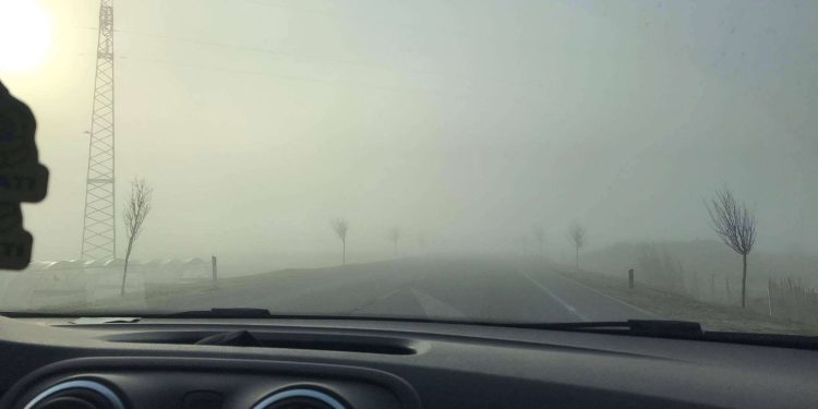 Mjegulla pushton rrugën Gjirokastër-Tepelenë