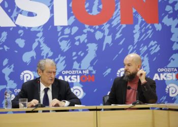 Alfred Lela: Mosmirënjohës, Berisha iu hoqi vizat, ju doni t’i hiqni vizën tani