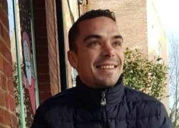 “Rojet i trajtonin si kafshë”, ky është shqiptari që i dha fund jetës në “anijen-kamp” të azilkërkuesve në Angli