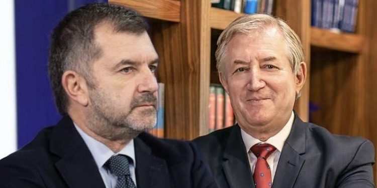 Bushati tallet me pronarin e News 24: Këtij i shembën çdo gjë, por tha kemi patur vit të suksesshëm!