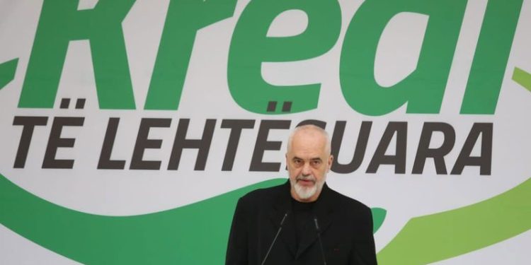 A mundet të jetë ëndrra shqiptare një kredi shtetërore dhe kafe turke?