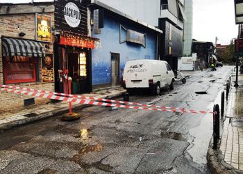 Plagosi 3 të rinj grekë, lëshohet urdhër arresti europian për shqiptarin