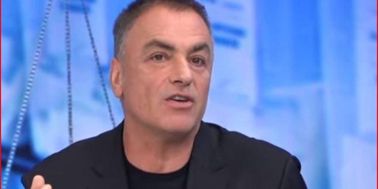 Arian Çani: Greqia nuk tërhiqet, e ka treguar që në antikitet. Nuk pyet as për Gjermani e as për Spanjë, do i tregojë vendin Shqipërisë