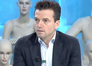 Agron Shehaj: Shqipëria ka nevojë për alternativë të vërtetë dhe politikanë të besueshëm