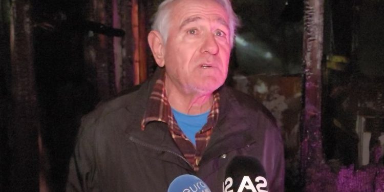 “Në pak minuta humba gjithçka”, i moshuari rrëfen zjarrin në shtëpi