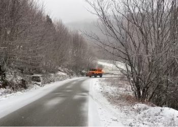 Rikthehet dëbora në zonat malore në juglindje të vendit