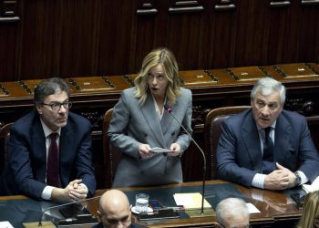 Kampe refugjatësh në Shqipëri, Meloni mbron Ramën: Për të ardhur keq që e sulmoni!