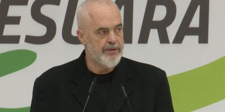 Rama thirrje të rinjve të mos emigrojnë: Ku e gjen kohën për kafe e muhabet në Gjermani?! Edhe turkja është lëng gështenjash