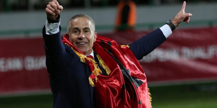 Akomodimi në Gjermani, Sylvinho kërkon kushtet më të mira për skuadrën