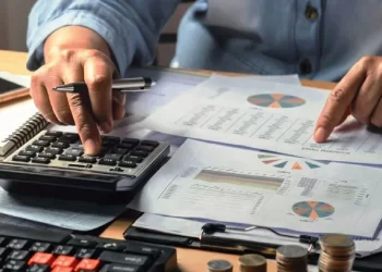 Sa do të taksohen nga 1 janari personat fizikë tregtarë apo të vetëpunësuarit e profesioneve të lira