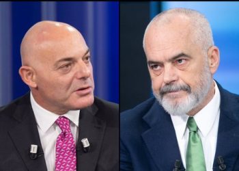 “Rama më erdhi në emision me një hekur dhe drejtonte ndriçimin nga vetja!”/ Fevziu: Rrotacioni i bën mirë vendit!