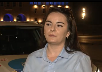 Taksistja me diplomë në Tiranë: Puna nuk është turp, shpresoj që partneri të mos më paragjykojë