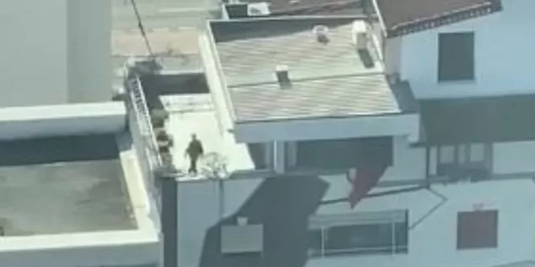 Ajrosje dhe sport në tarracë, Berisha filmohet me dron (VIDEO)