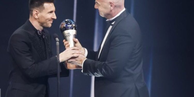 Pse Messi u shpall “më i miri në botë” me të njëjtat pikë si Haaland?