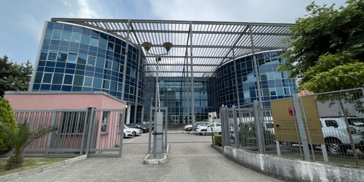 Paralajmërimi/ Javën e ardhshme priten goditje të forta nga SPAK