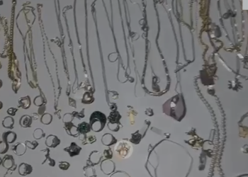 Dy gjeorgjianë të arrestuar në Kakavijë, kapen me sasi të mëdha floriri (VIDEO)