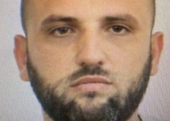 Krimi i rëndë në familje pas dëshmisë tronditëse të vajzës, zbulohet identiteti i shqiptarit të vrarë në Greqi