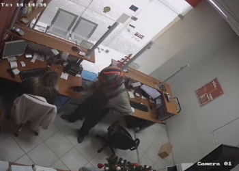 Grabitën një zyrë postare nën kërcënimin e armës, arrestohen dy shqiptarë në Athinë