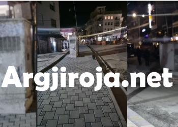 Kabina e çuditshme si ‘monument kulture’, zapton trotuarin e ri në Gjirokastër (FOTO)