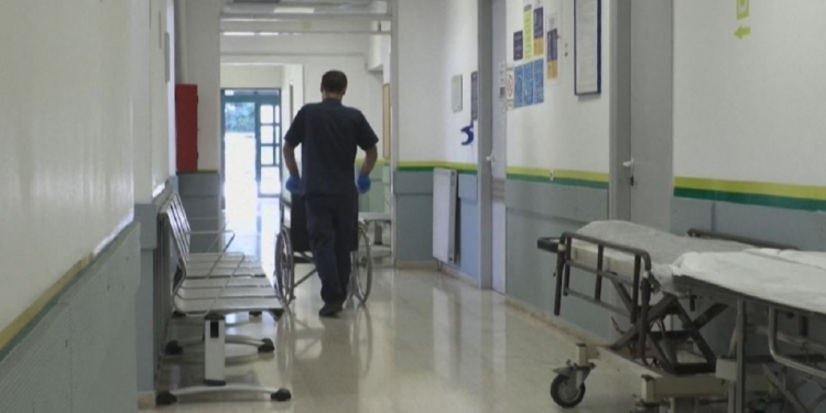 I sëmurë nga gripi, humb jetën një person në Gjirokastër