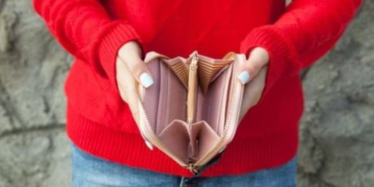 Kjo është mosha kur ju zbrazen xhepat