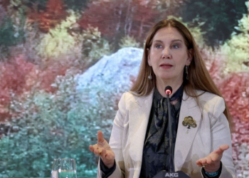 Kumbaro: Bashkitë t’i përmbahen ligjit për planet e menaxhimit dhe investimet në pyje