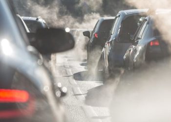 Eurostat publikon shifrat: Shqipëria ka moshën më të lartë të automjeteve, 40% janë mbi 20-vjeçare