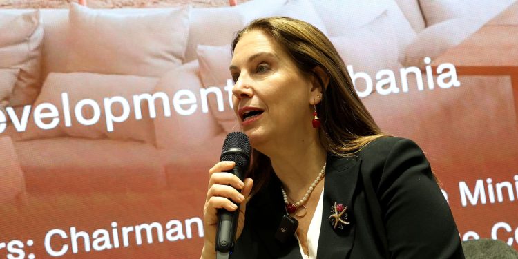 Kumbaro në Spanjë: Pak vite më parë asnjë nuk e njihte Shqipërinë, tani është një destinacion