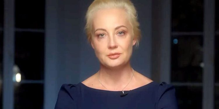 Gruaja e Navalnyt sfidon Putin: Do vazhdoj rrugën e burrit tim (VIDEO)