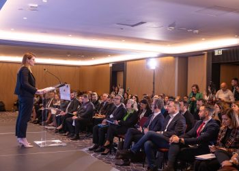 Muzhaqi: Nga ky vit, mbështetje financiare për të rinjtë që marrin pjesë në praktikat e punës