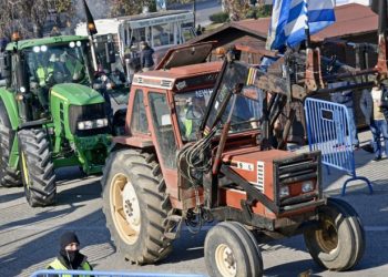 Protesta, fermerët kërcënojnë se do zbresin në Athinë me traktorë