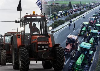 Mitsotakis “dorëzohet” përballë fermerëve: Qeveria nuk ka çfarë të japë më shumë