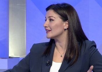 Zëdhënësja e Berishës: Në protestë ishin 120 mijë vetë, Basha të dorëzojë vulën e PD