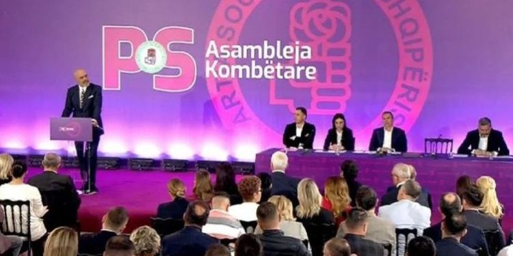 Me dyer të mbyllura, PS mbledh sot Asamblenë Kombëtare