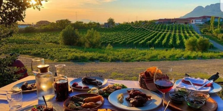 Rregullat e reja për agroturizmin, leja shqyrtohet brenda 15 ditëve