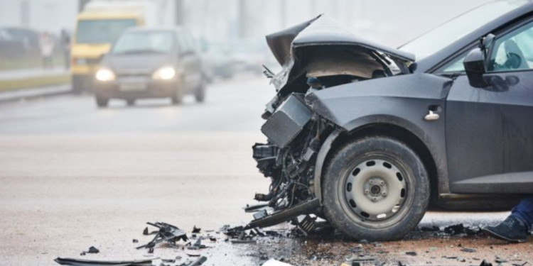 Rrugët e përgjakura të së shtunës, 5 aksidente me 10 të plagosur (FOTO)