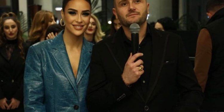 “U nda nga Besi për bosin nga Dubai” – Xhensila reagon ashpër: Plehra që përdorni në një moment delikat, emrin tim