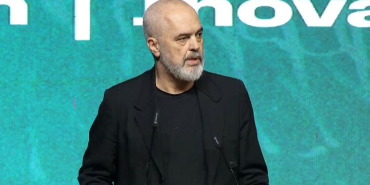 Rama për të rinjtë që ikin: Kjo botë nuk u përket atyre që mblidhen në kafene dhe thonë s’bëhet ky vend mo lale