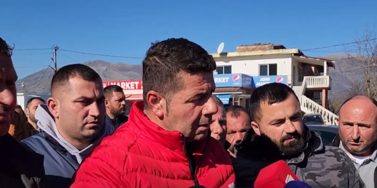 “Ke filanin në punë, do të heqim biznesin dhe kullotat”, blegtorët në Gjirokastër: Na kanë bërë presion të mos dalim në protestë (VIDEO)