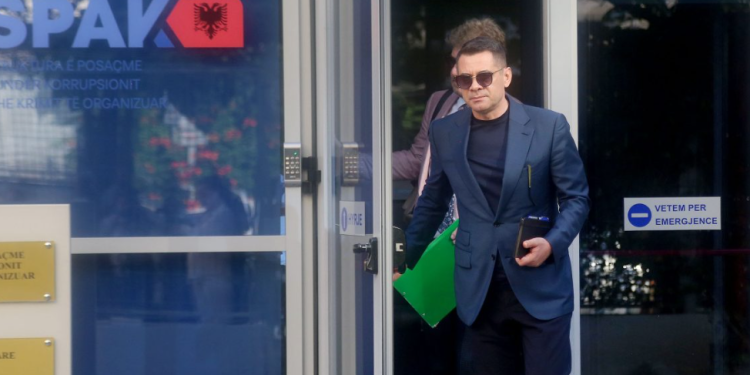 Nga arratia në Zvicër, Ahmetaj hap thesin për të lobuar në SHBA