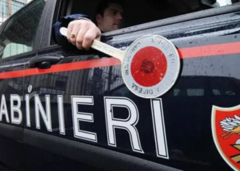 “Pusho se po studioj”, motra godet me thikë vëllain pasi bënte shumë zhurmë, 16-vjeçari në gjendje të rëndë